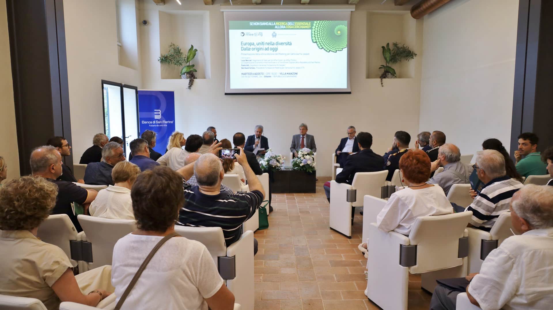 Featured image for “Presentata a San Marino la 45ma edizione del Meeting”