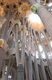 Featured image for “Mossi da uno sguardo Dalla Sagrada Familia all’Abbazia di Morimondo, storia di un’amicizia”